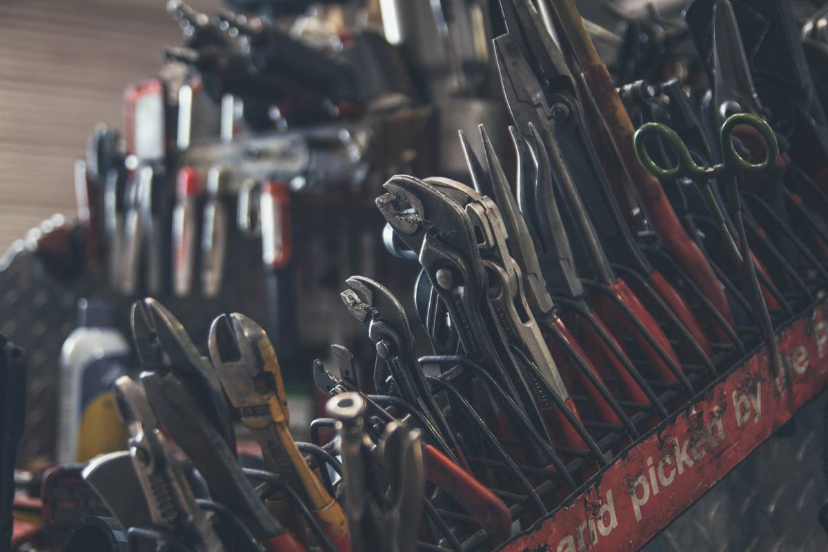 Hand Tool Hammer How to Remove: The No-Nonsense Guide When Your Claw Won’t Budge