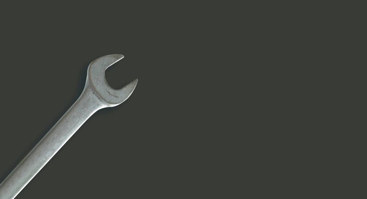 Side-by-side comparison: inaccurate vs. accurate hammer tool drawing showing correct claw angle, head weight, and handle proportion